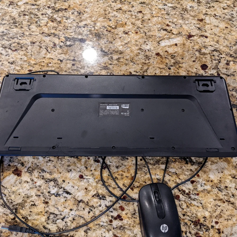 COMPUTER KEYBOARD AND MOUSE